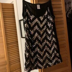 Deb Black Sequin silver and black chevron spaghetti Tank Top sz Large/XL